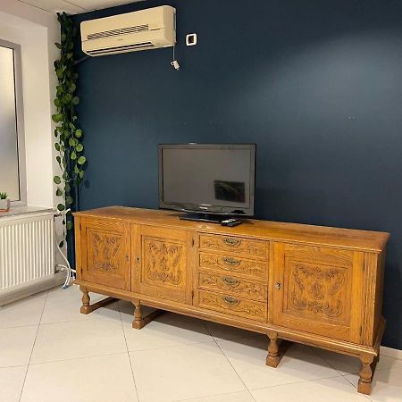 Hostel Matteo Пристина Екстериор снимка