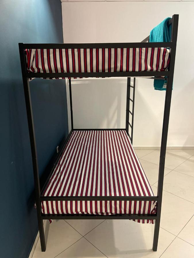 Hostel Matteo Пристина Екстериор снимка