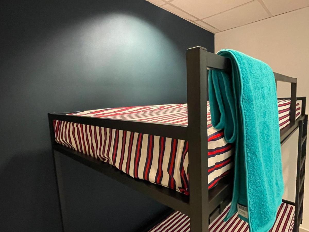 Hostel Matteo Пристина Екстериор снимка