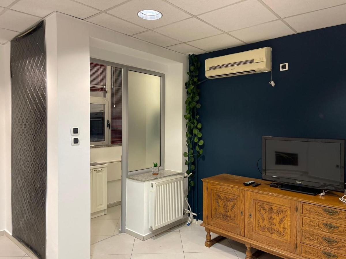 Hostel Matteo Пристина Екстериор снимка
