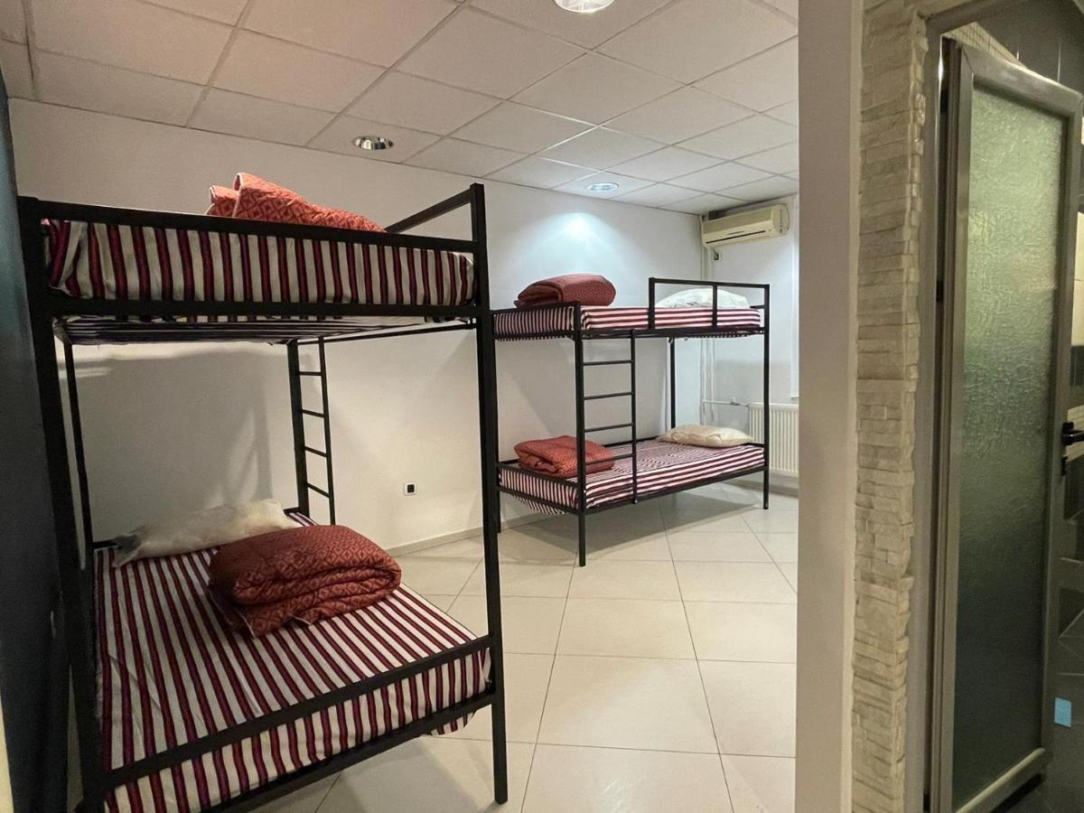 Hostel Matteo Пристина Екстериор снимка