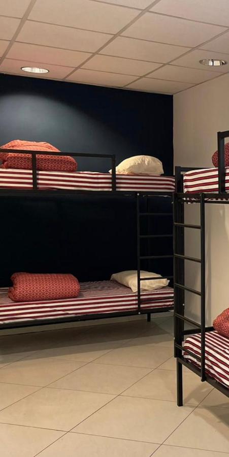 Hostel Matteo Пристина Екстериор снимка