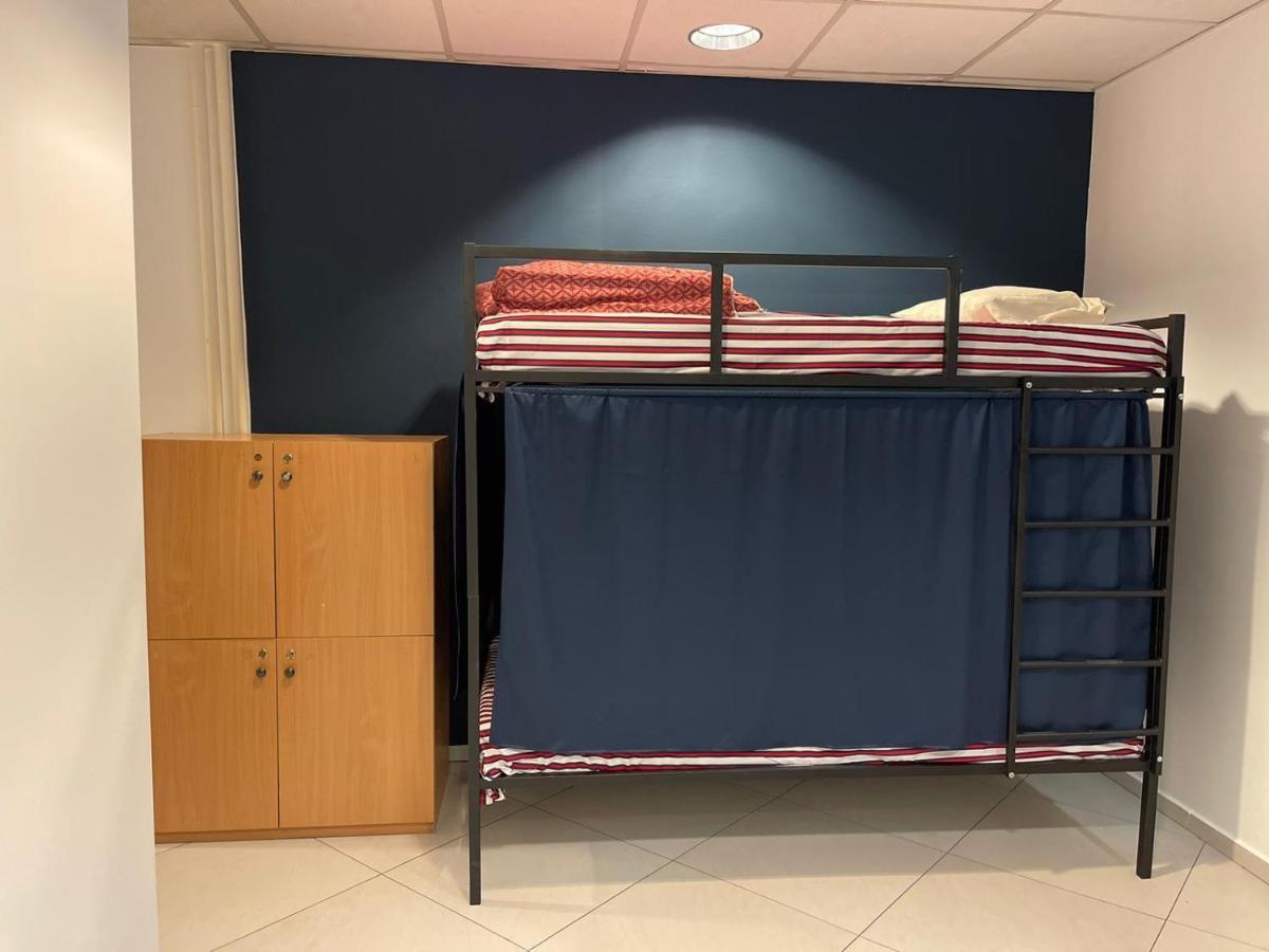 Hostel Matteo Пристина Екстериор снимка